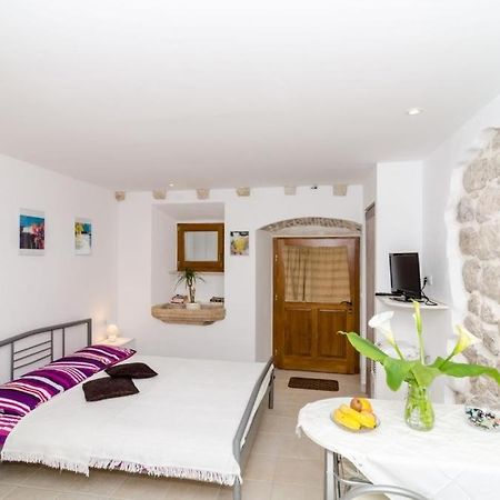Apartment Lee Loo Ντουμπρόβνικ Εξωτερικό φωτογραφία